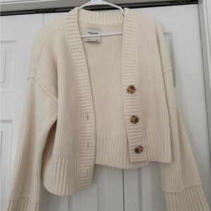 Abercrombie & Fitch Cream Ribbed Knit Button Front Cropped Cardigan — Size S